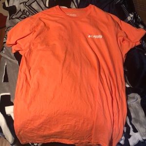 Coloumbia shirts 3 for 25$